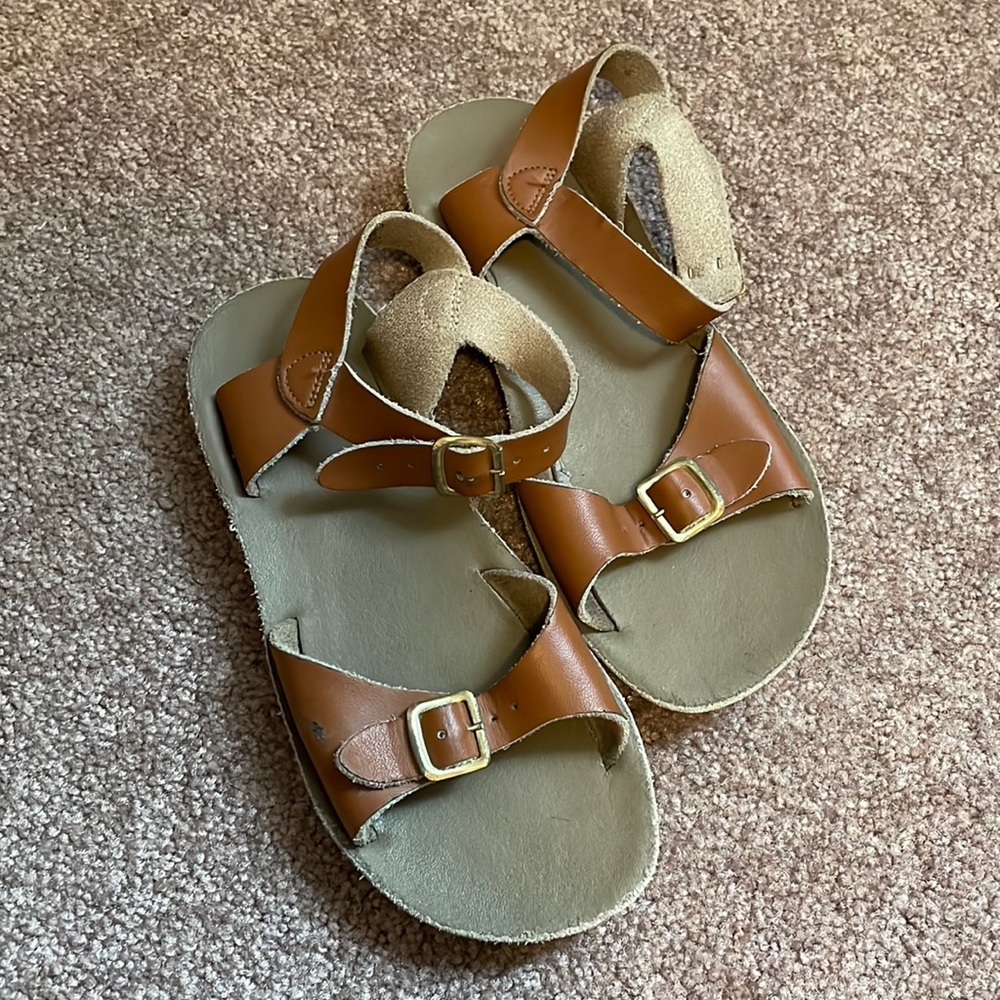 Saltwater Surfer sandal tan girls size 13